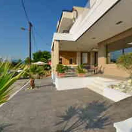 Hotel Evilion Sea And Sun 4*