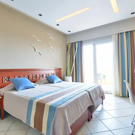 Evilion Sea And Sun 4*