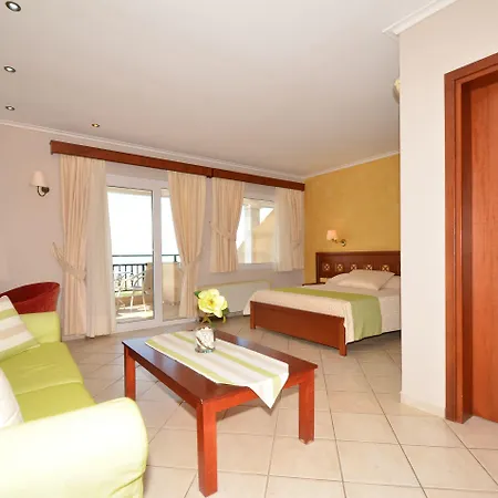 Evilion Sea And Sun Hotel